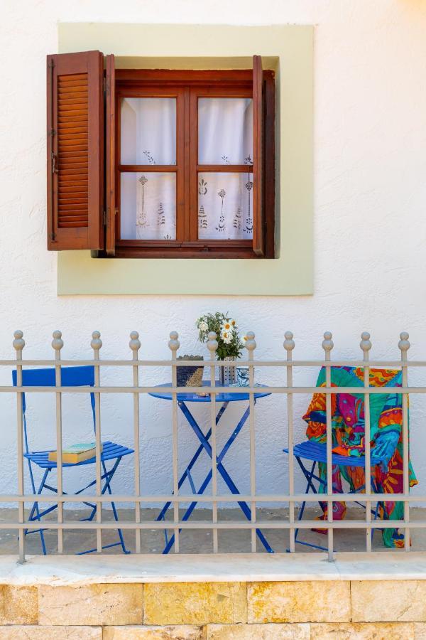 Bluebell House Halki Apartment Екстериор снимка