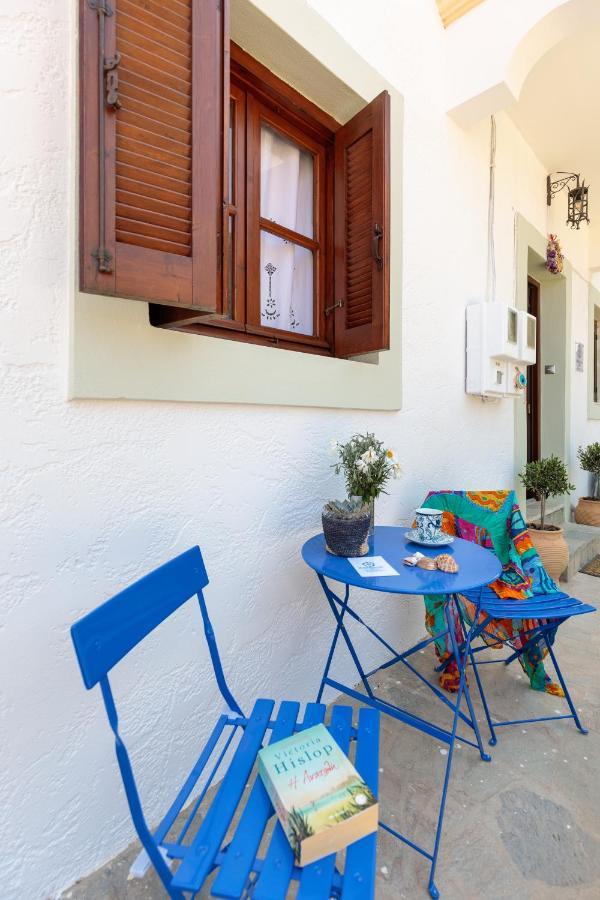 Bluebell House Halki Apartment Екстериор снимка